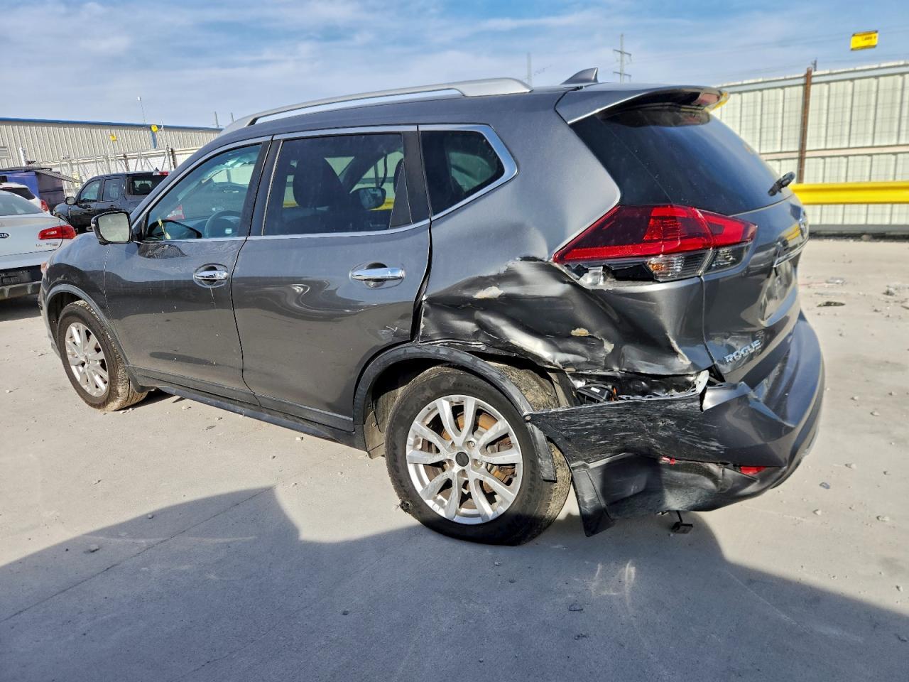 2018 Nissan Rogue s