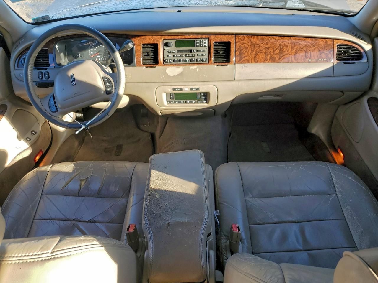 2001 Lincoln Town car Executive