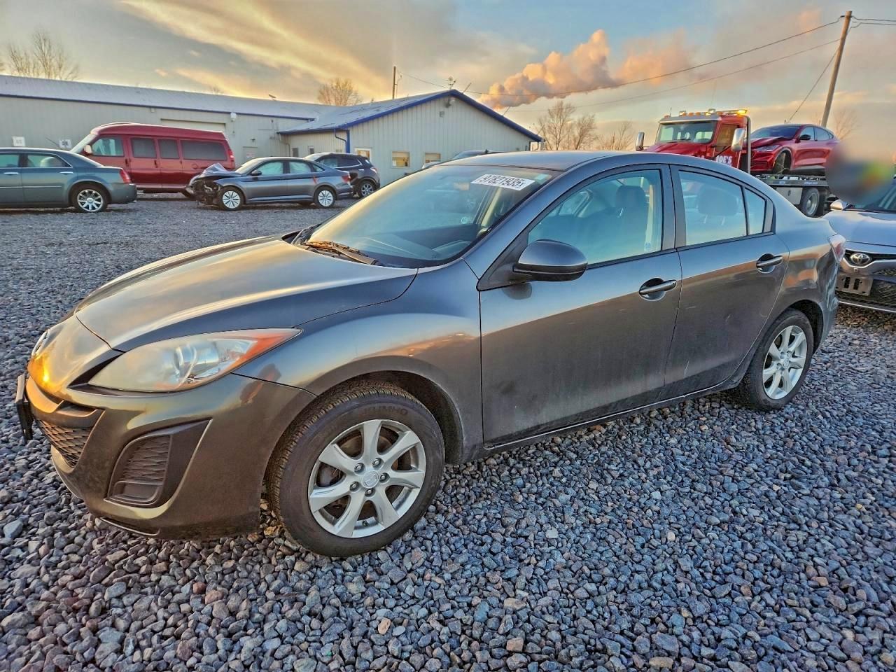 2011 Mazda 3 I