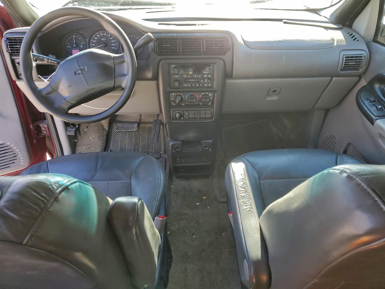 2002 Chevrolet Venture Luxury
