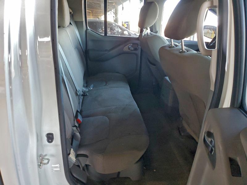 2017 Nissan Frontier s