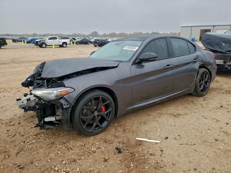 2020 Alfa Romeo Giulia ti