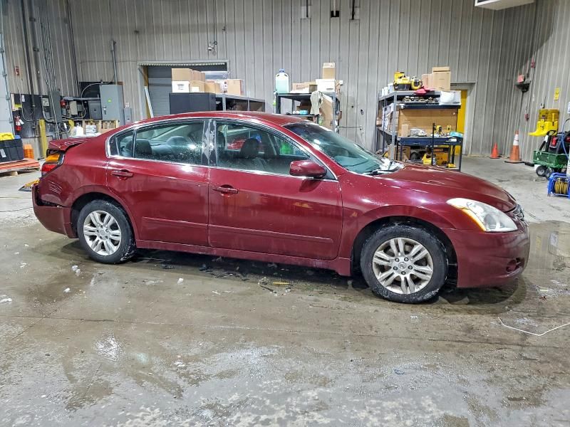 2010 Nissan Altima Base