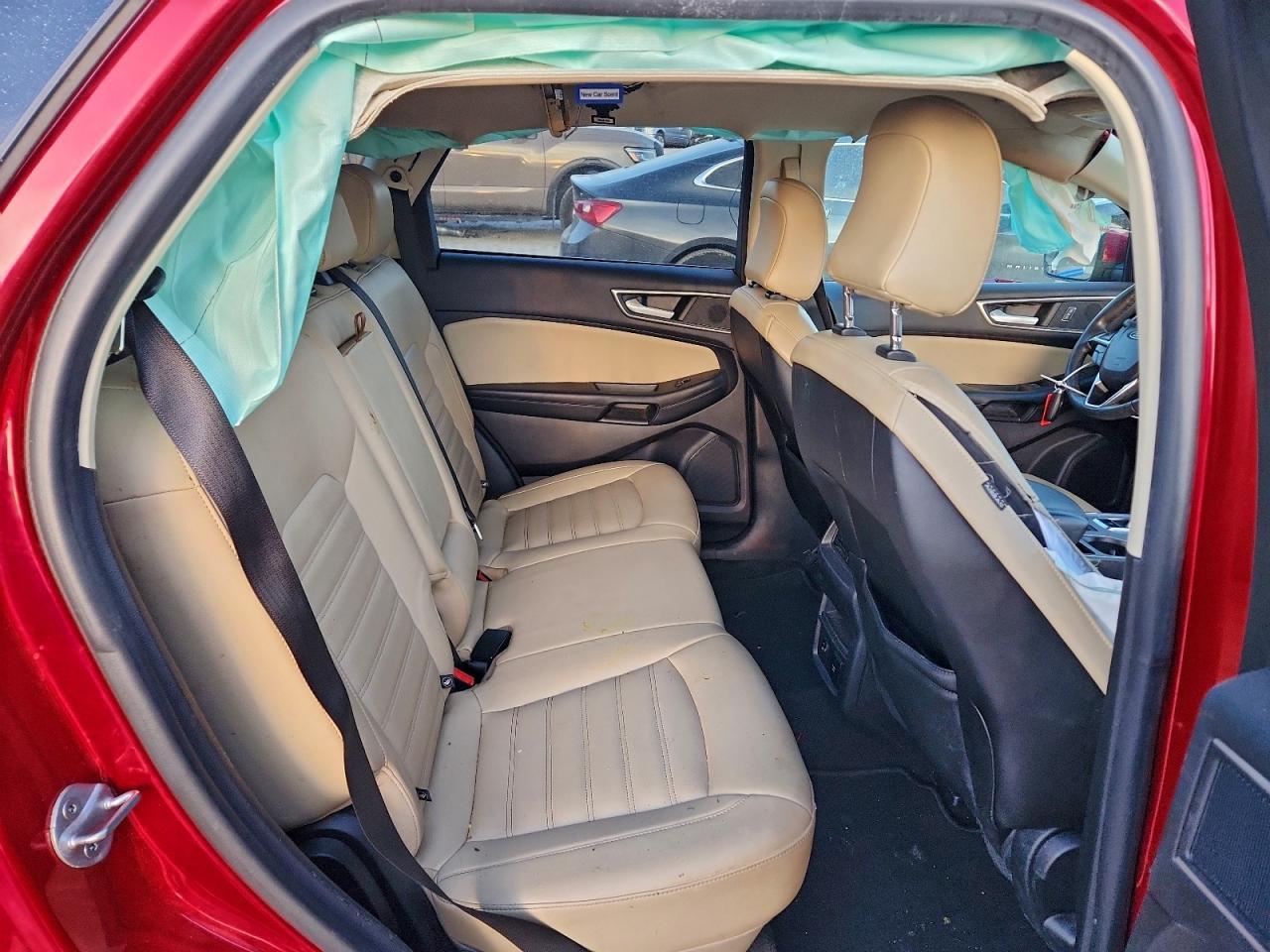 2021 Ford Edge sel