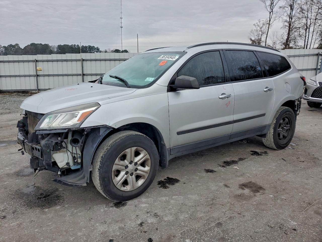 2017 Chevrolet Traverse ls