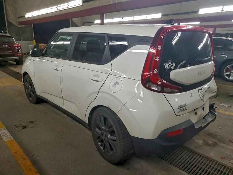 2022 KIA Soul ex