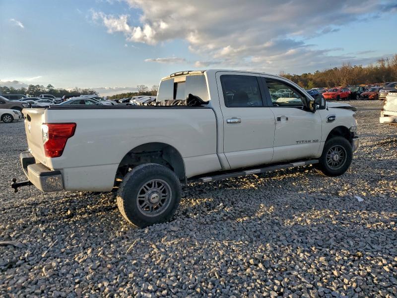 2017 Nissan Titan xd s
