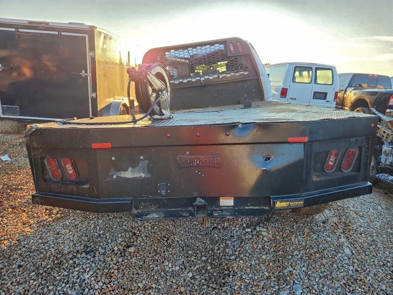 2021 Chevrolet Silverado Flatbed Truck