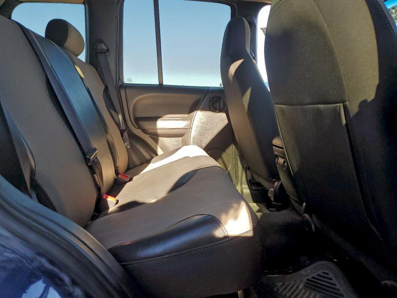 2004 Jeep Liberty Sport