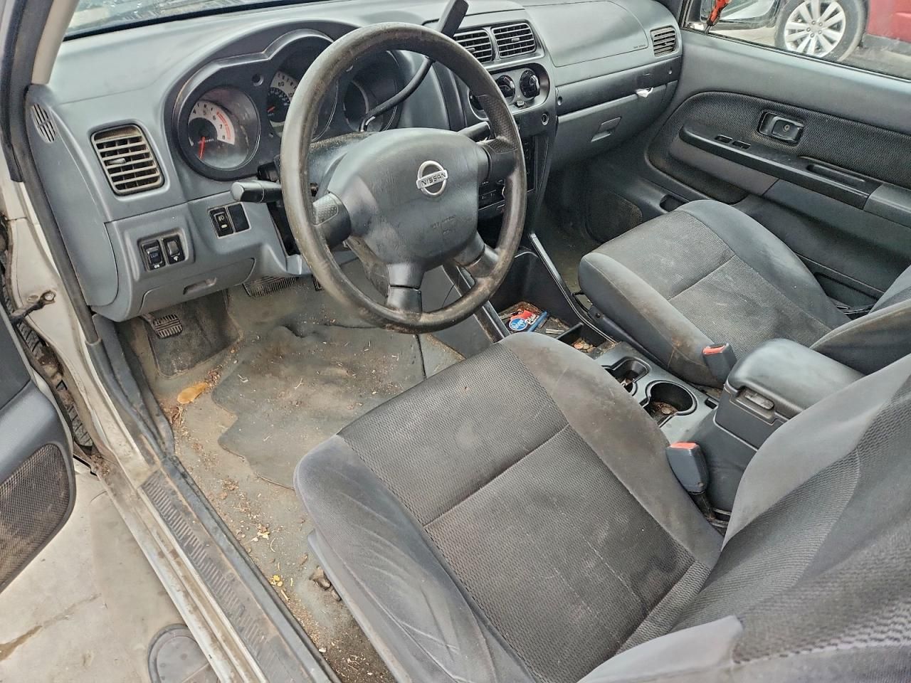 2004 Nissan Frontier King Cab XE