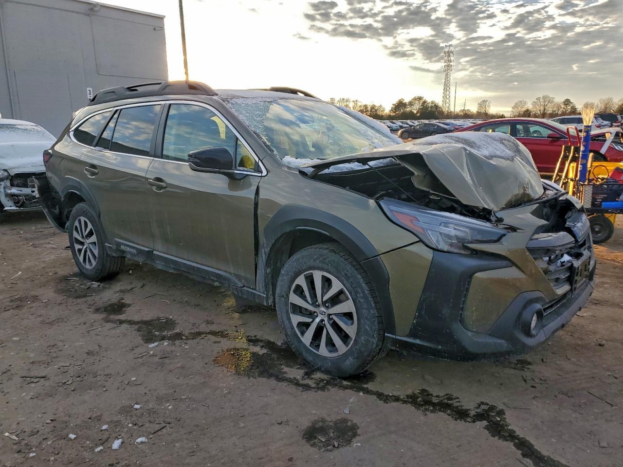 2023 Subaru Outback Premium