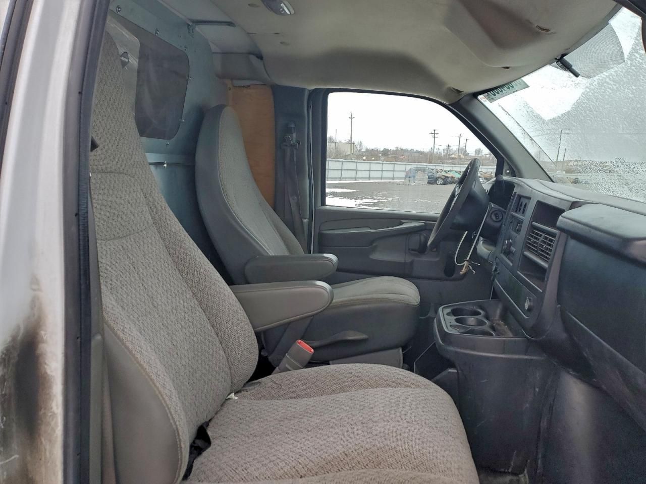 2013 GMC Savana G3500