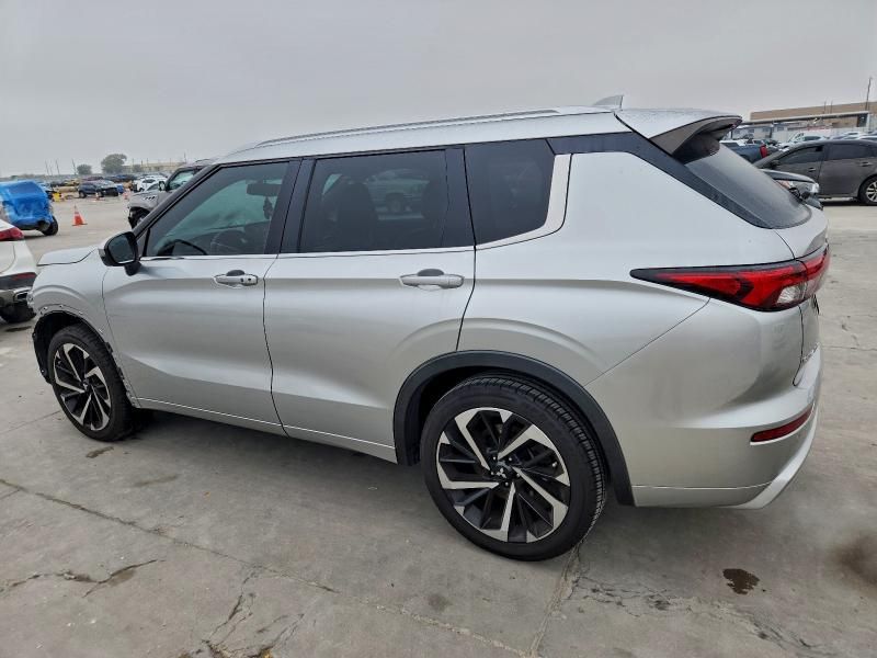 2022 Mitsubishi Outlander sel