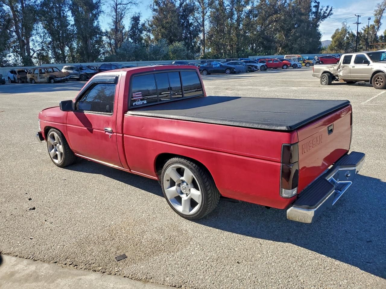 1989 Nissan D21 Short bed