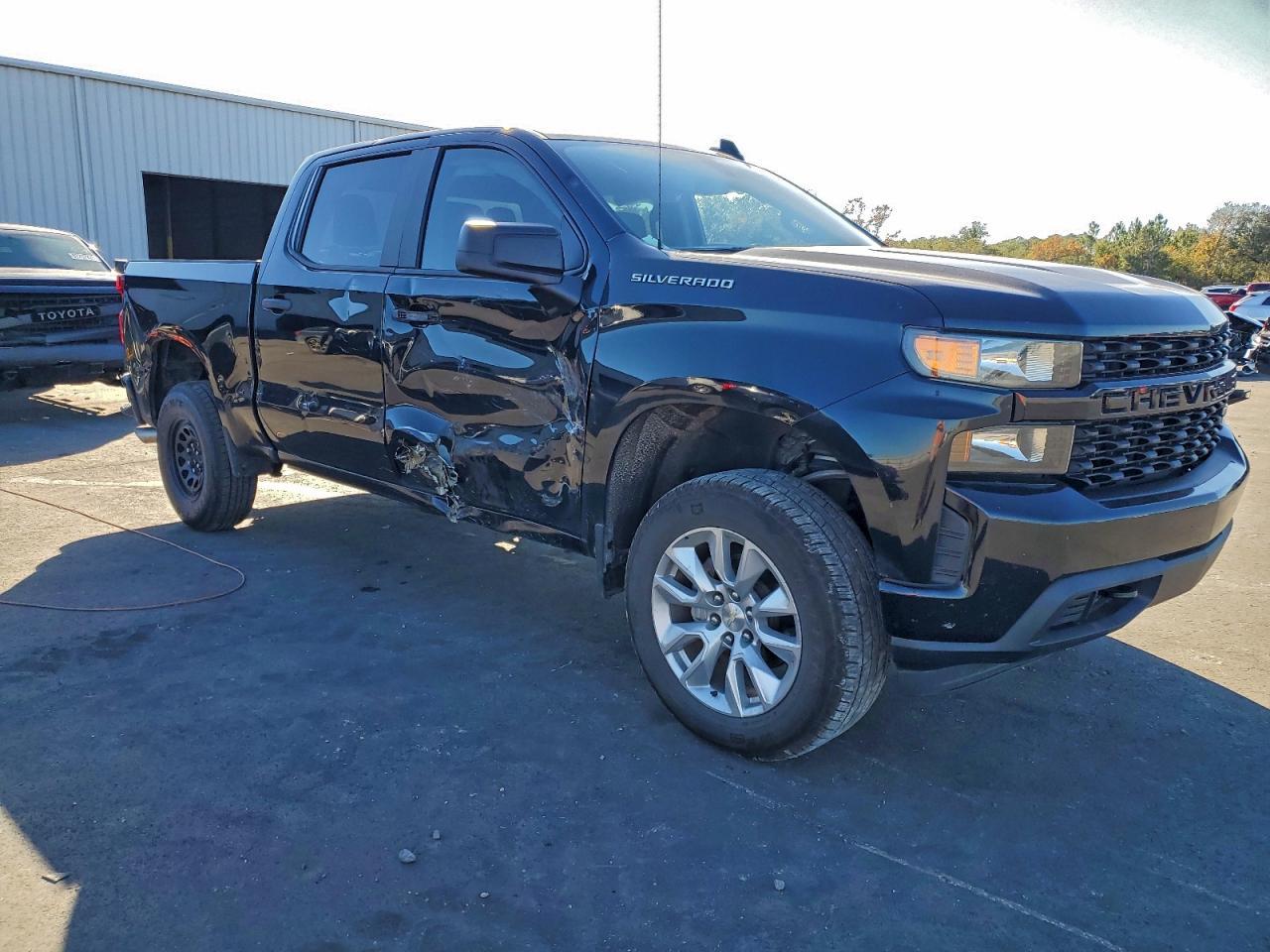 2020 Chevrolet Silverado K1500 Custom