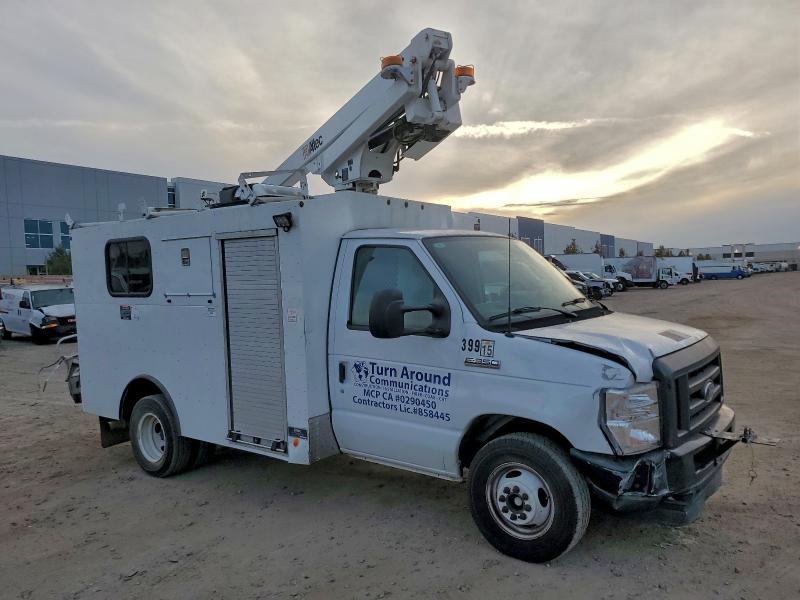 2023 Ford Econoline E350 Super Duty Cutaway van