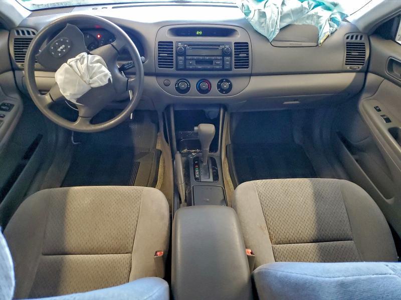 2002 Toyota Camry le