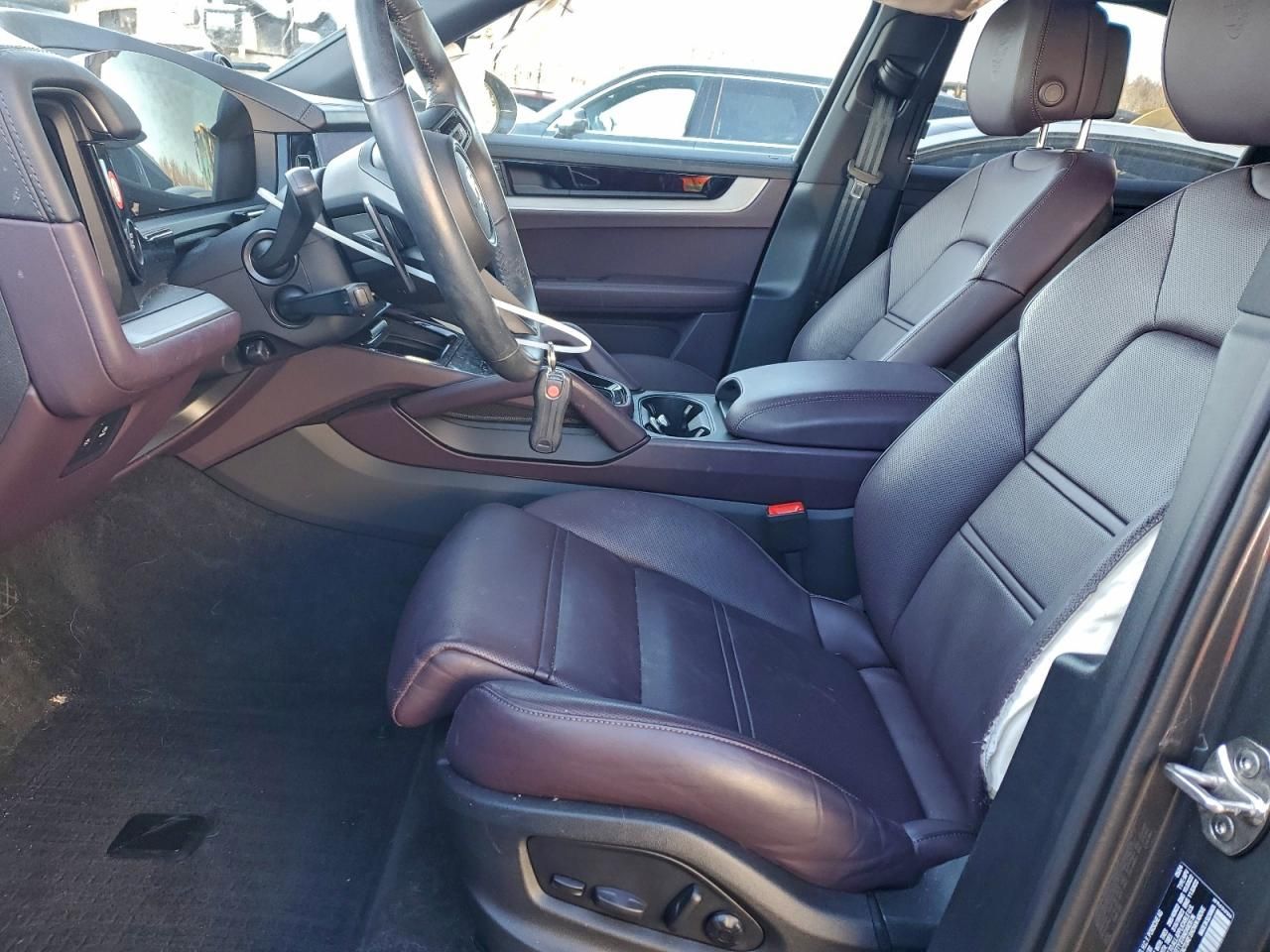 2024 Porsche Cayenne