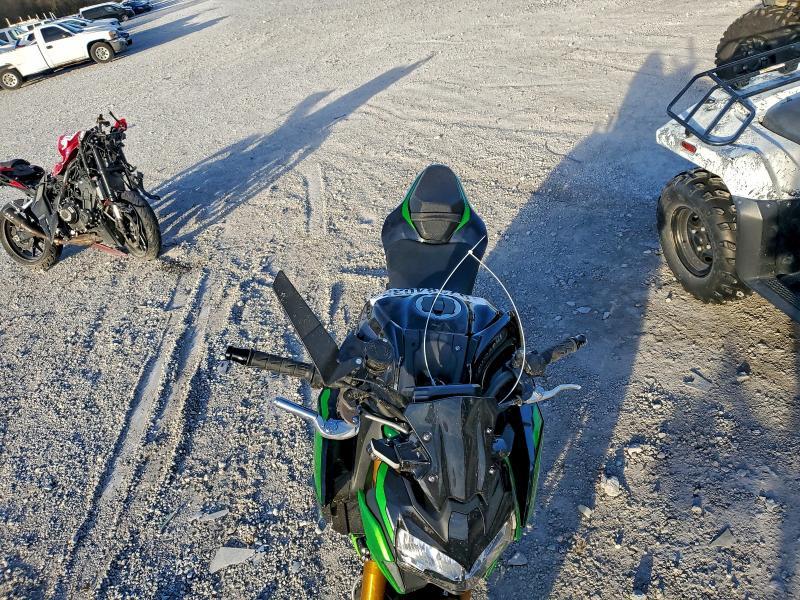 2024 Kawasaki Zr900 m