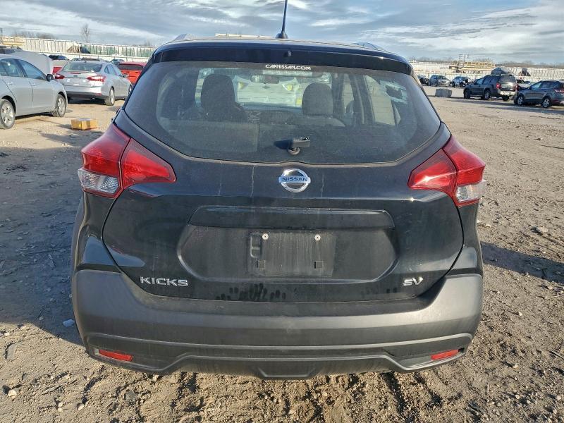 2019 Nissan Kicks s