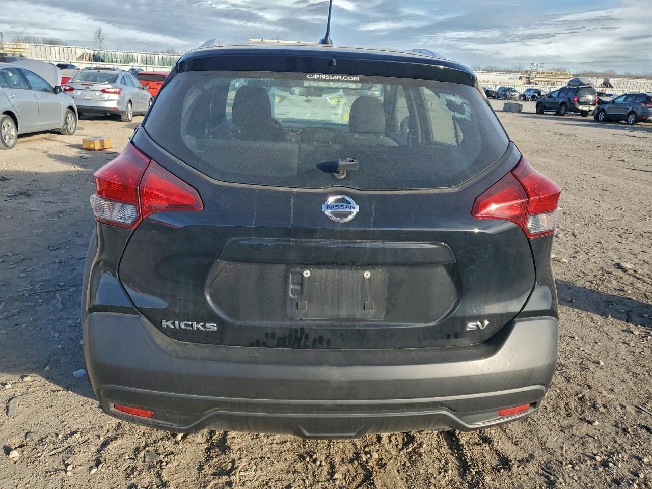 2019 Nissan Kicks s