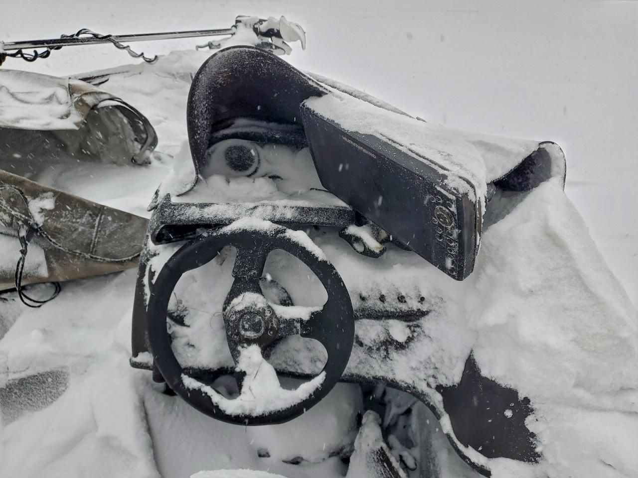2014 Tracker Boat-boat