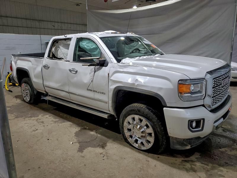 2018 GMC Sierra K2500 Denali