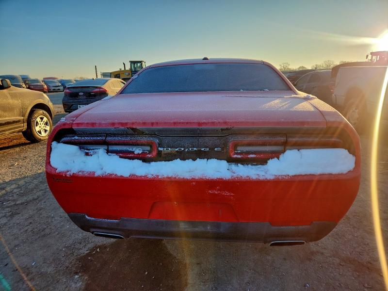 2016 Dodge Challenger sxt