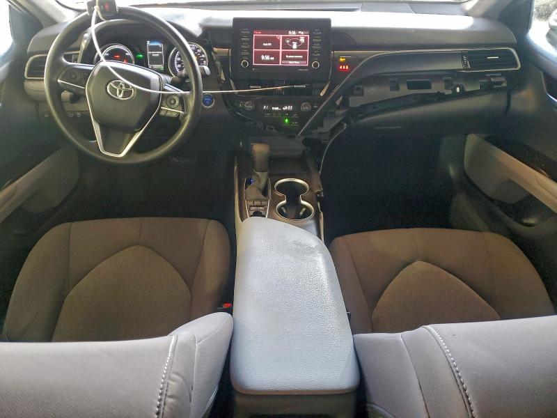 2022 Toyota Camry le