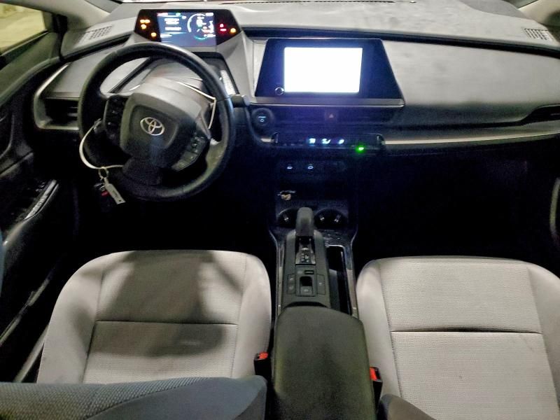 2023 Toyota Prius le