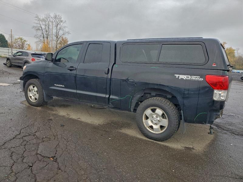 2013 Toyota Tundra Double cab SR5