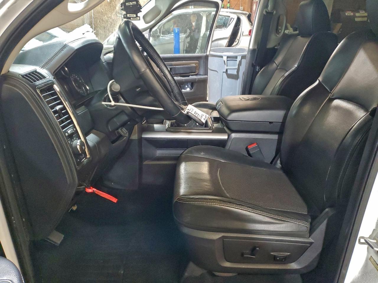 2014 Dodge RAM 1500 Sport