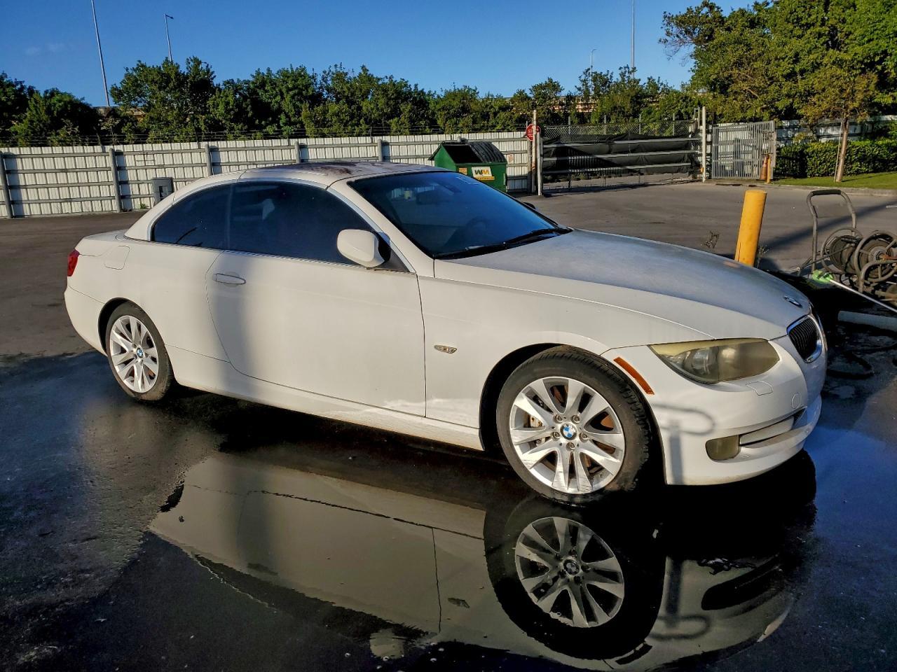 2011 BMW 335 i