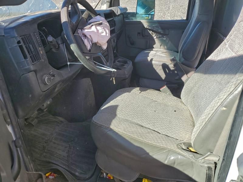 2016 Chevrolet Express Utility / Service Truck