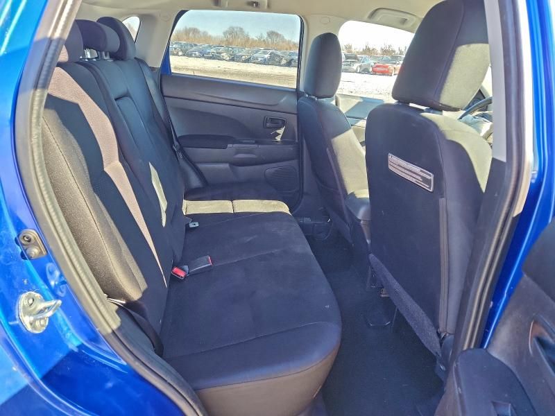 2015 Mitsubishi Outlander Sport es