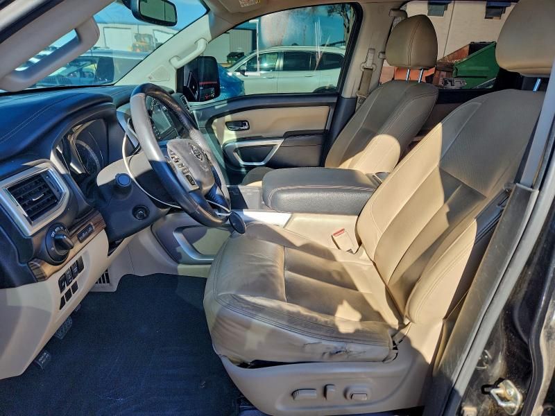 2016 Nissan Titan xd sl