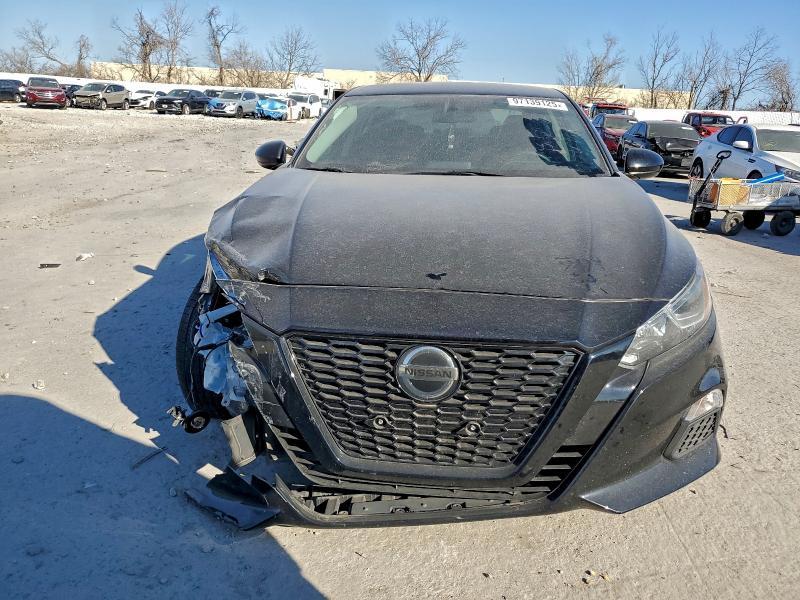 2020 Nissan Altima s