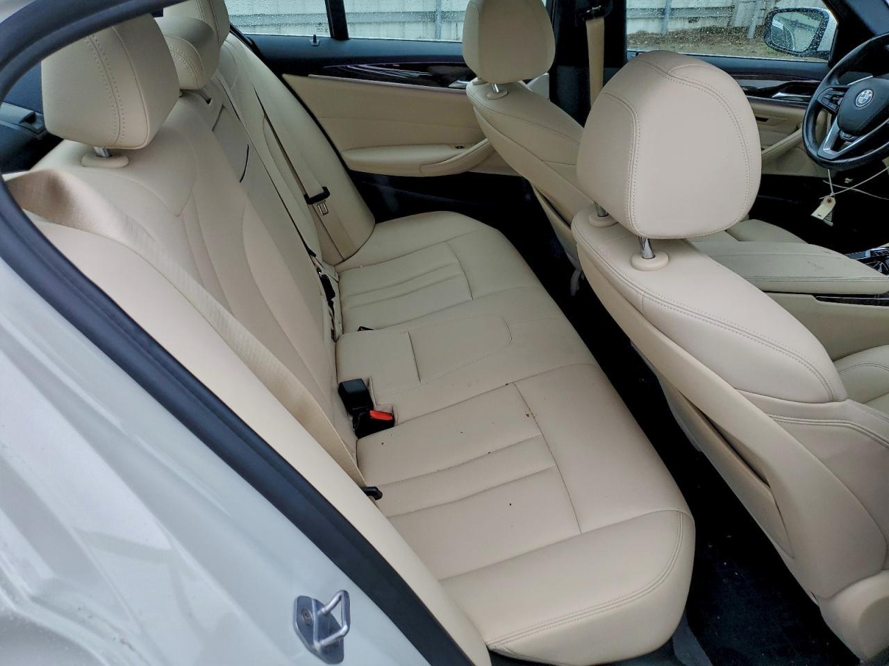 2019 BMW 530 i