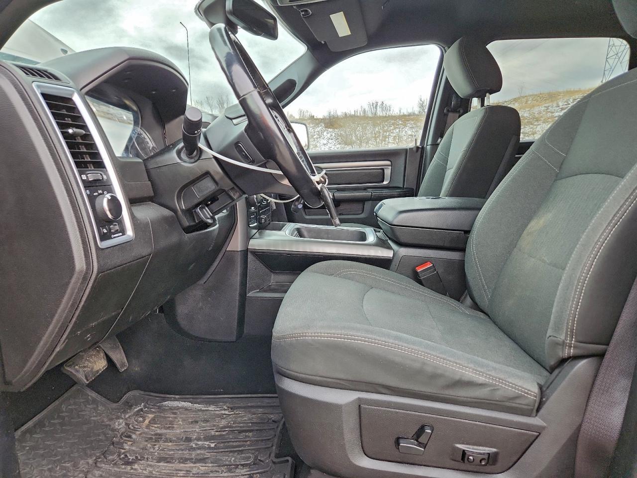 2021 Dodge Ram 1500 Classic slt