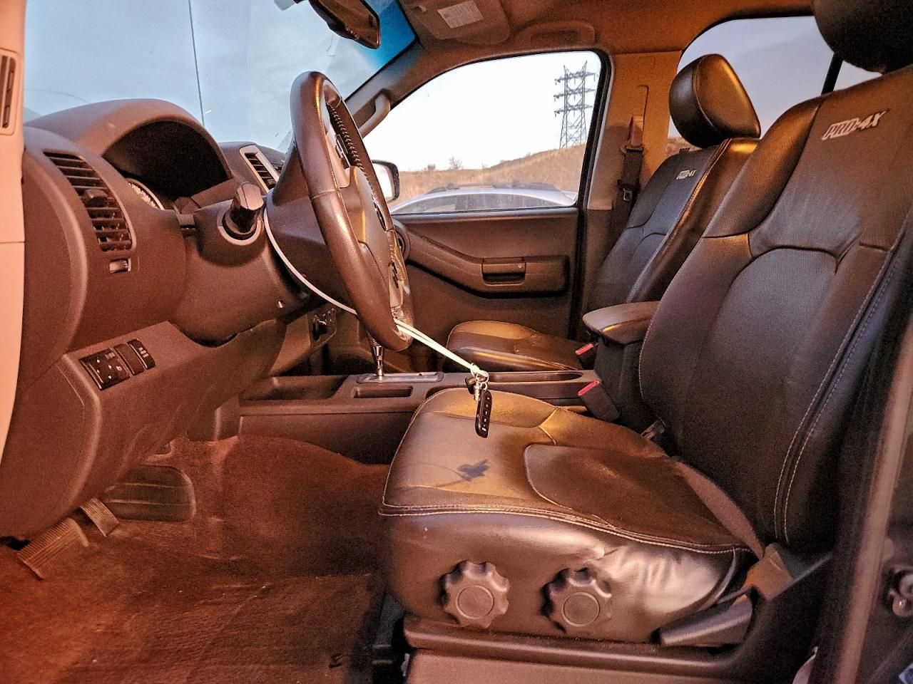 2013 Nissan Xterra x