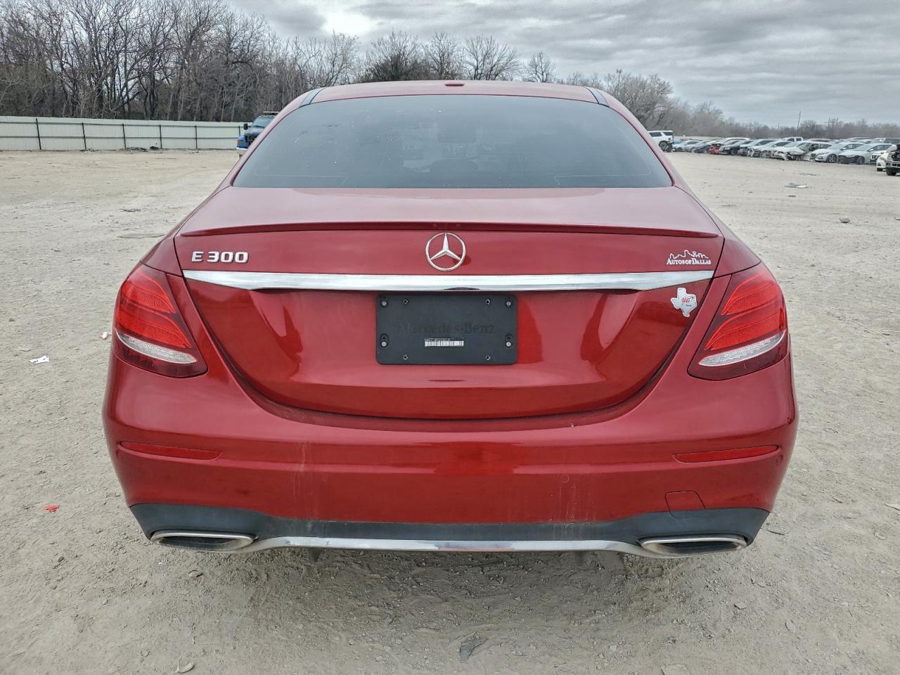 2019 Mercedes-Benz E 300