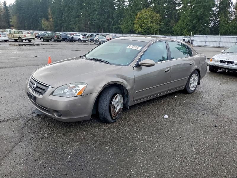 2004 Nissan Altima Base