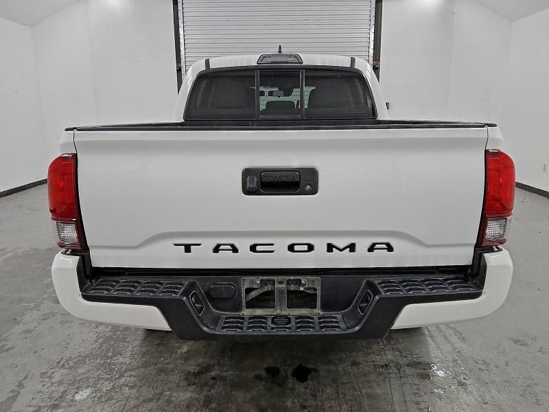 2018 Toyota Tacoma Double cab