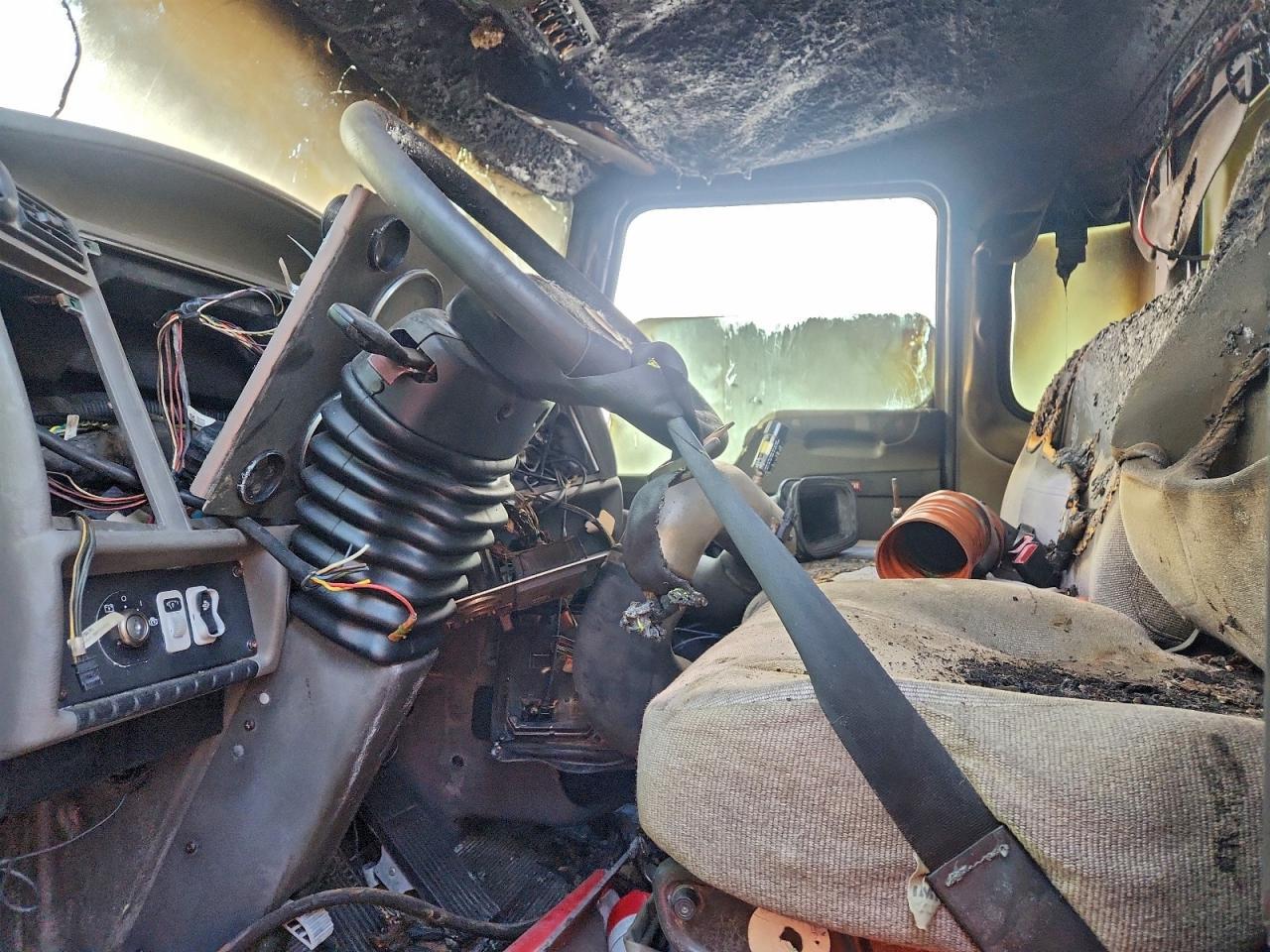 2020 Kenworth Construction T270