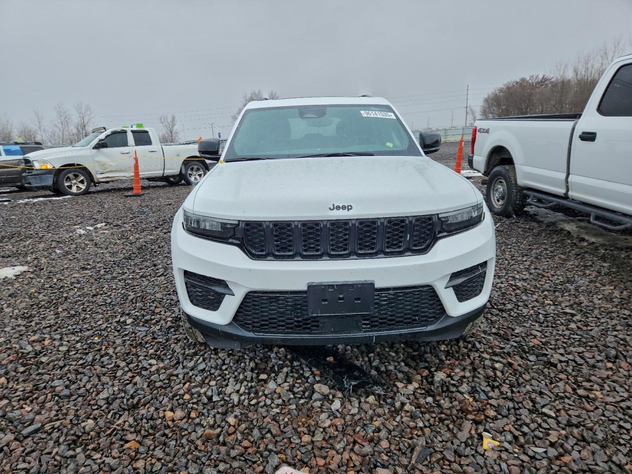 2023 Jeep Grand Cherokee Laredo