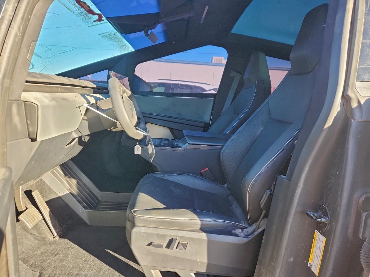 2024 Tesla Cybertruck