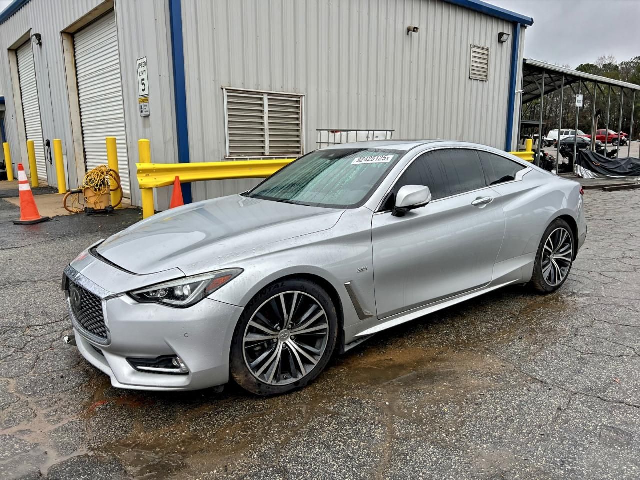 2018 Infiniti Q60 Luxe 300