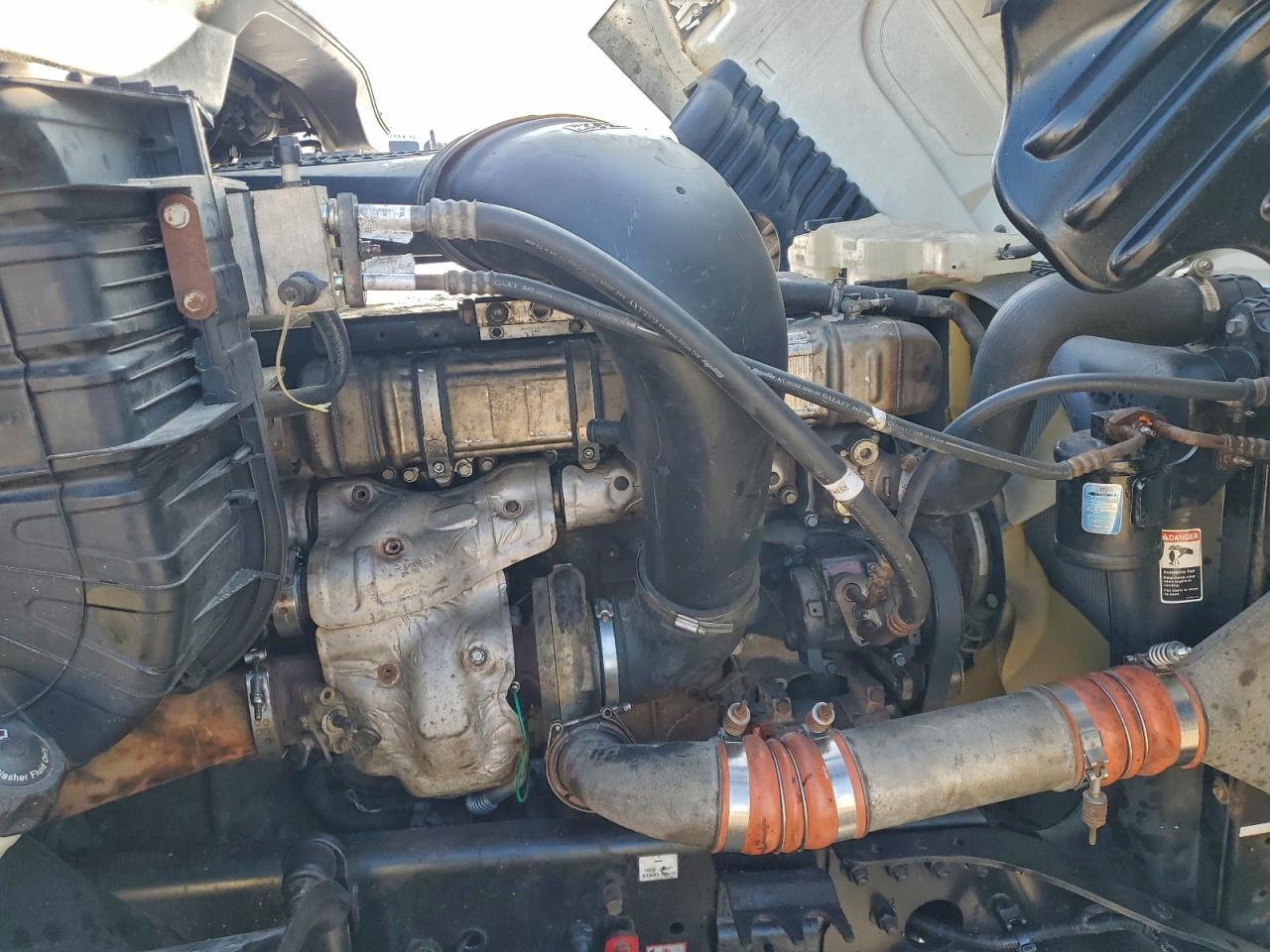 2016 Freightliner Cascadia 125 Semi Truck