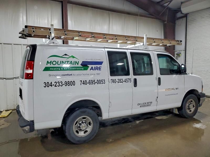 2022 Chevrolet Express 2500 Utility / Service Van