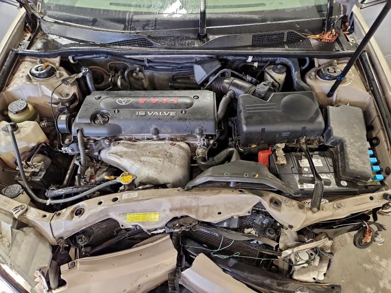 2004 Toyota Camry le